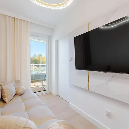 Golden Aqua Polanki Strefa , Basen Zewnetrzny Oraz Silownia W Cenie Apartment Kolobrzeg